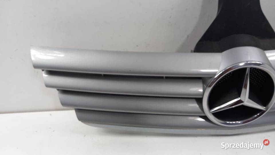 MERCEDES W203 COUPE LIFT ATRAPA GRILL C775 Zbierkowo