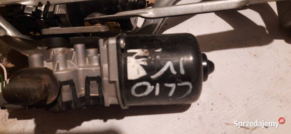RENAULT CLIO IV MECHANIZM WYCIERACZEK SILNICZEK osobowe Siechnice