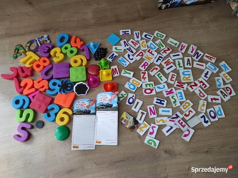 Zestaw magnesów Magnesy literki i cyferki notesy Magnesy mazowieckie Płock