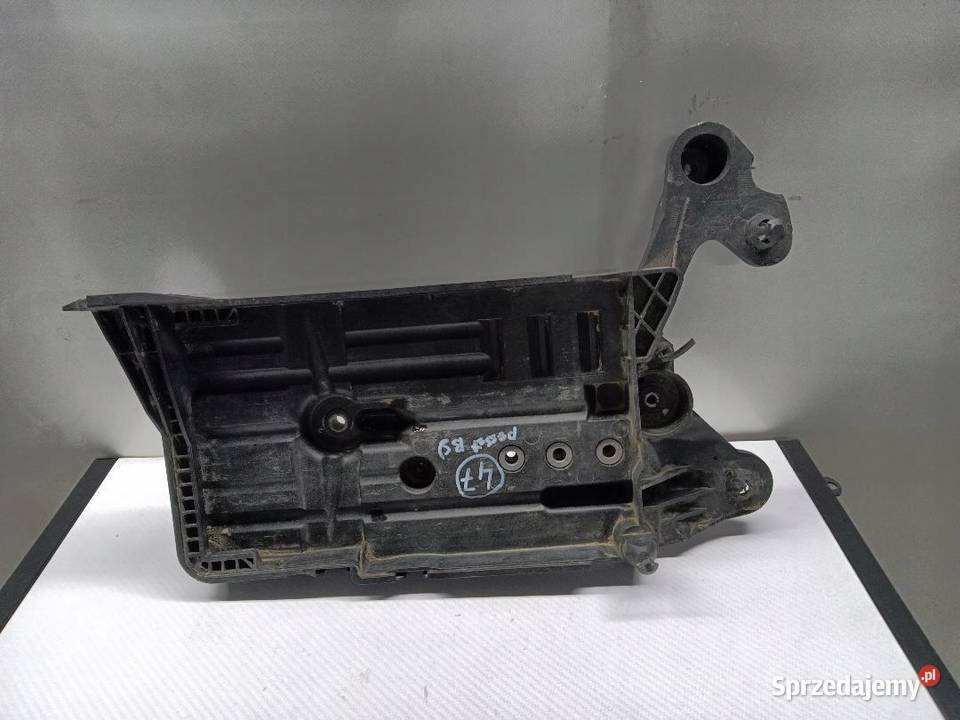 PODSTAWA AKUMULATORA VW PASSAT B8 5Q0915321J wielkopolskie sprzedam