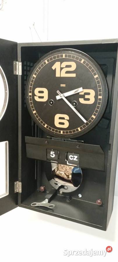 Zegar ścienny Metron z datownikiem 1983 r