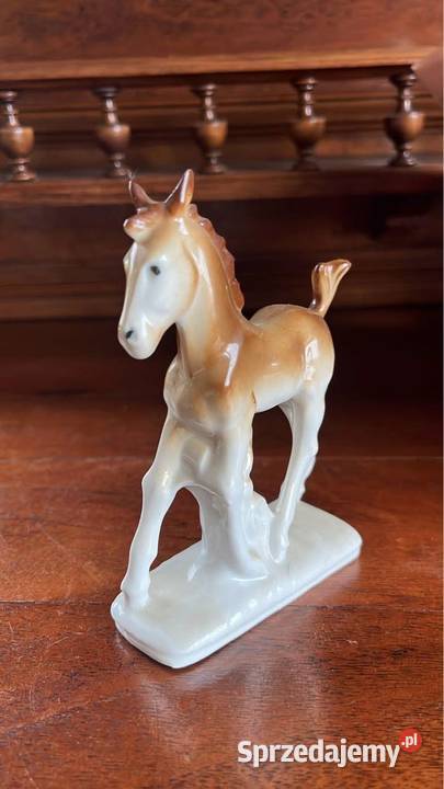 Piękna porcelanowa figurka konia Źrebaka Wagner Gdańsk