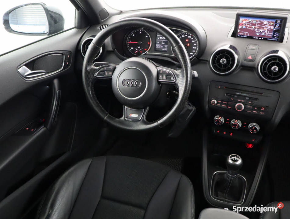 Audi A1 16 TDI reflektory ksenonowe A1