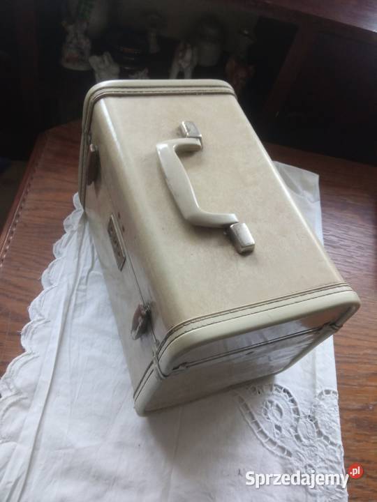 Vintage 1960 Royal Traveller train case Szczecin
