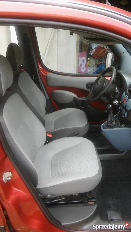 SPRZEDAM FIAT DOBLO KLIMATYZACJA Rok produkcji 2005 Kielce