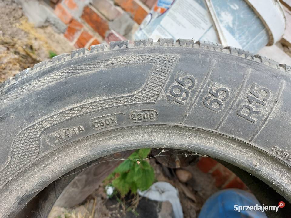 Opony zimowe 2 sztuki Pozostałe lubelskie Karczmiska Pierwsze