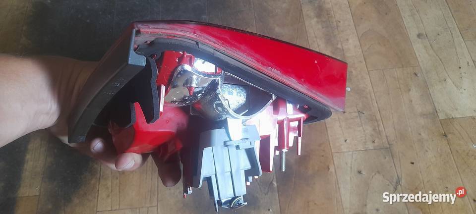 Lampa lewa tył Led audi a4 b8 w klape