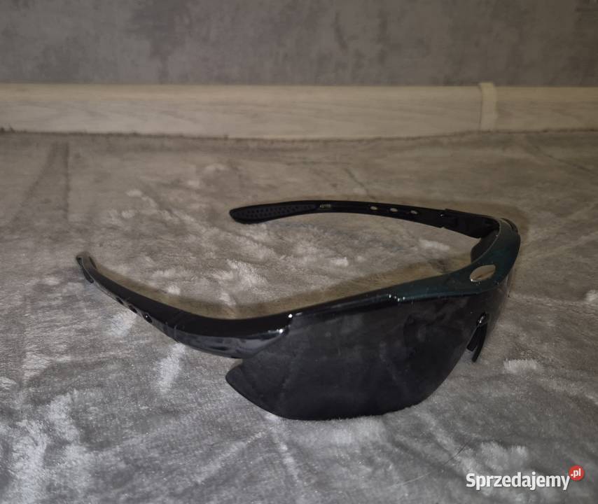 Okulary przeciwsłoneczne chłopiec 3 Łódź sprzedam