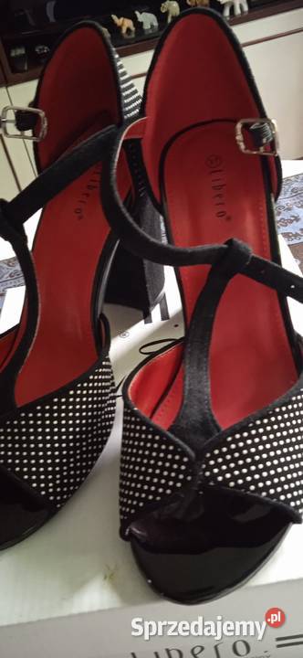 PIĘKNE NOWE CZÓŁENKA ZAMSZOWA SKÓRA r 37 wielkopolskie Piła