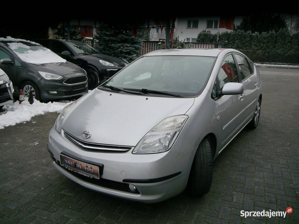 Toyota Prius Hybryda 15 100bezwypadkowy Stan b z srebrny Częstochowa