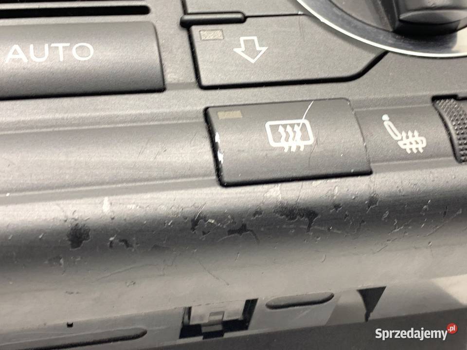 PANEL STEROWANIA NAWIEWU AUDI A3 8P 8P0820043J Panele sterowania, przełączniki podkarpackie