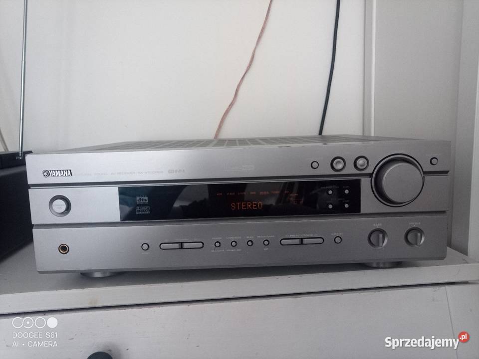 Amplituner Yamaha RXV530RDS