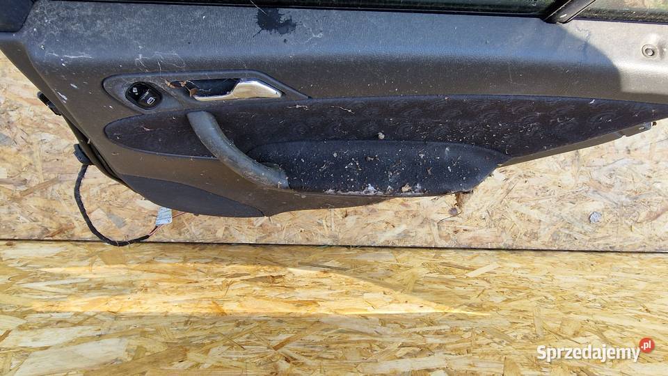 MERCEDES W203 KOMBI DRZWI TYŁ TYLNE PRAWE PRAWY Słowikowo