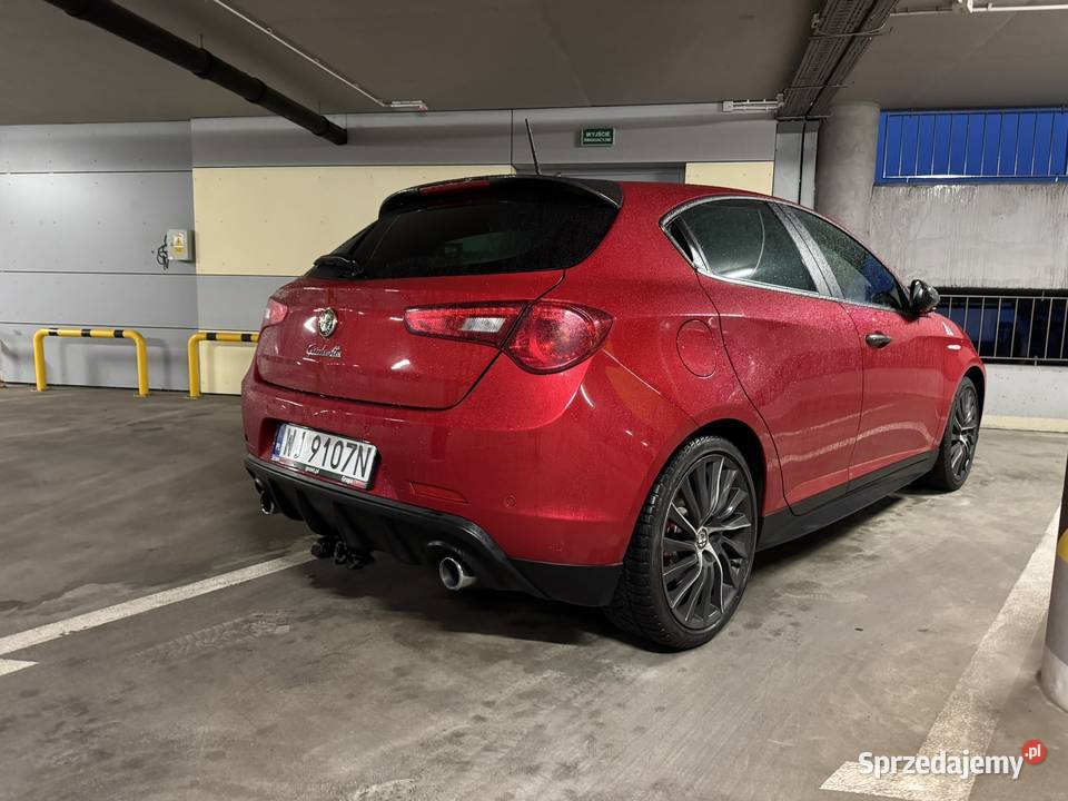Alfa Romeo Giulietta QV 175 TBi TCT 240 53000 Rok produkcji 2015 Jabłonna
