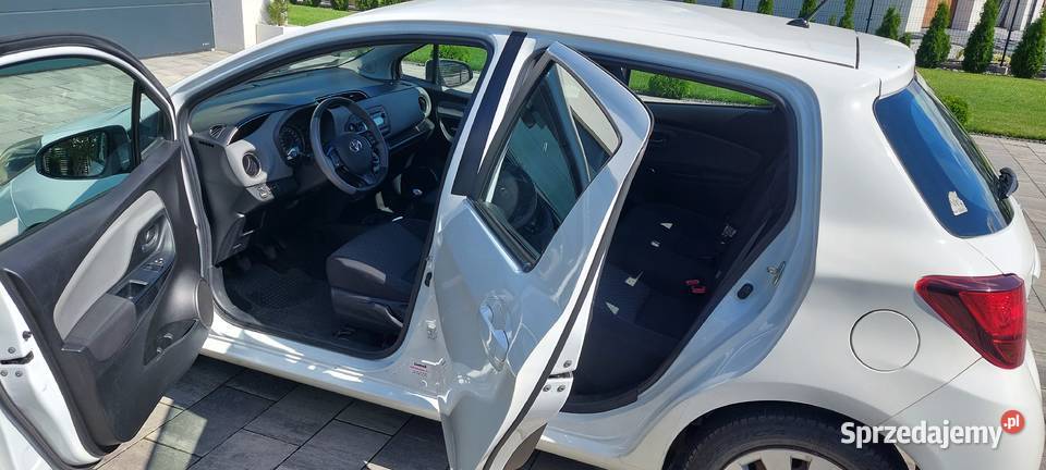 Toyota Yaris III 2015 10 benzyna 158000km Bydgoszcz sprzedam