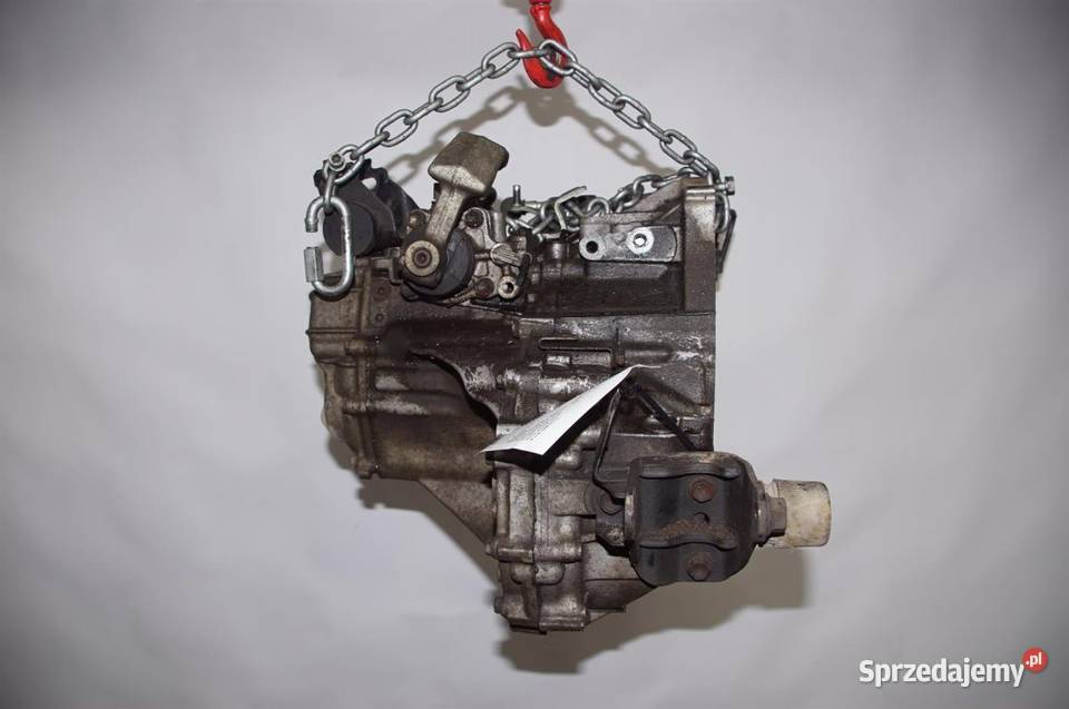 SKRZYNIA BIEGÓW TOYOTA AURIS 70825027