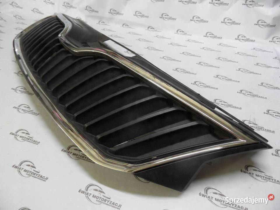 SKODA RAPID SPACEBACK grill atrapa 5JA853668 osobowe