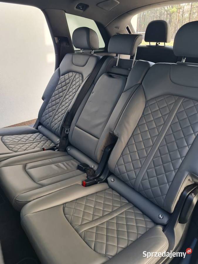 Audi Q7 hak 7os gwarancja serwis ASO 1wła salon Skomlin