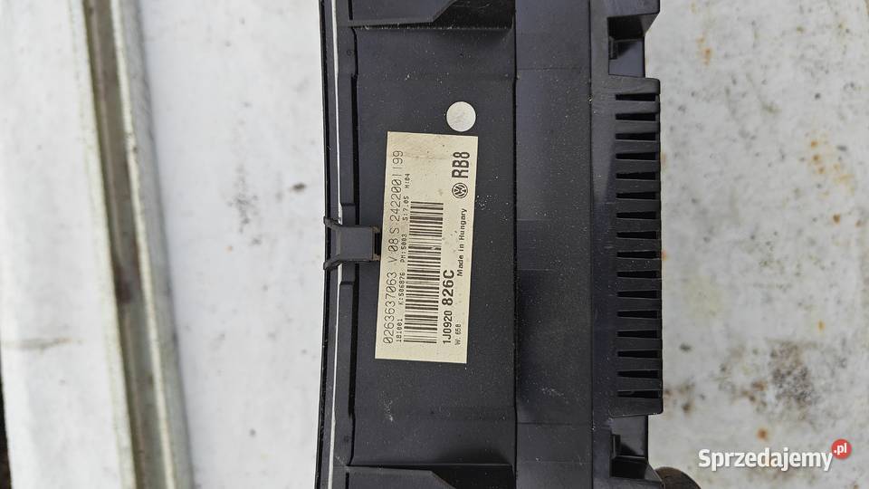 Licznik volkswagen golf 4 12 fis Łagów