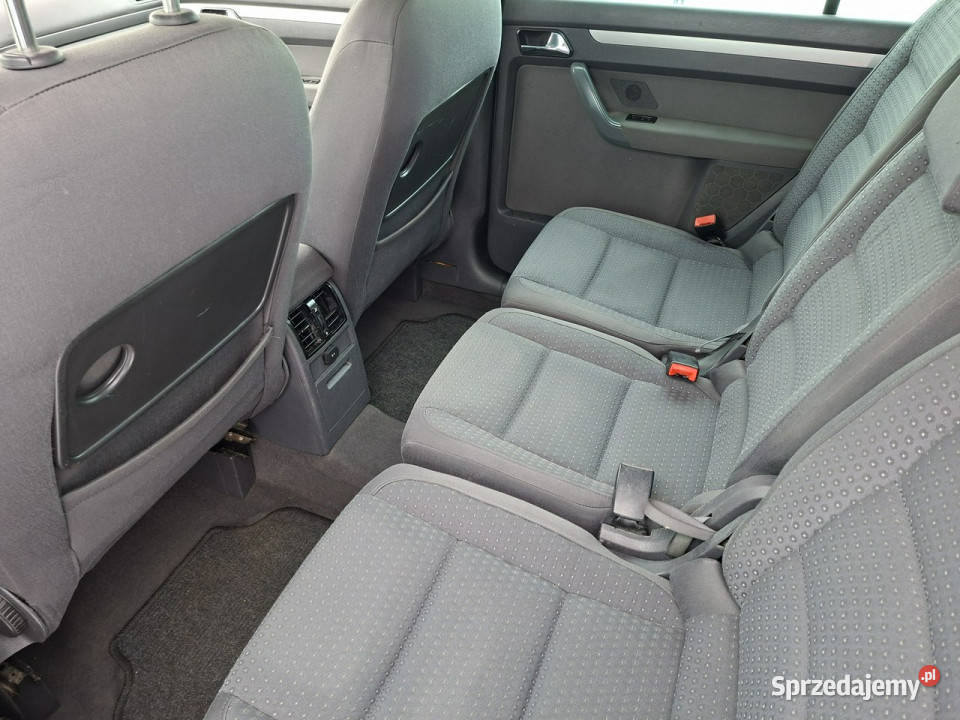 Volkswagen Touran 20 diesel klimatyzacja hak Jacków