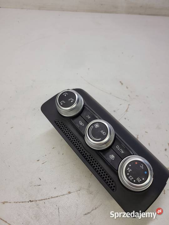 PANEL KLIMATRONIK AUDI A1 8X 8X0820043B sprzedam