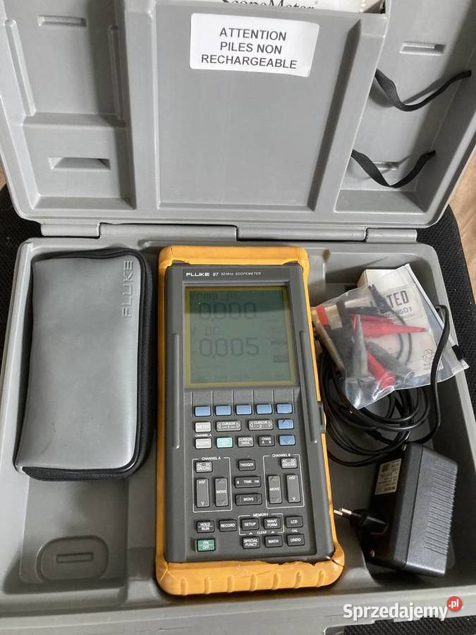 Fluke 97 oscyloskop przenośny ScopeMeter Osieki