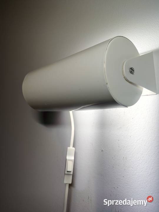 Kinkietlampa metalowa z ruchomą głowicą Ikea wielkopolskie