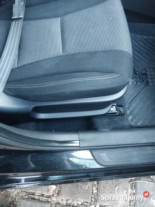 Sprzedam Hyundai i30 14 CRDI 122013 r