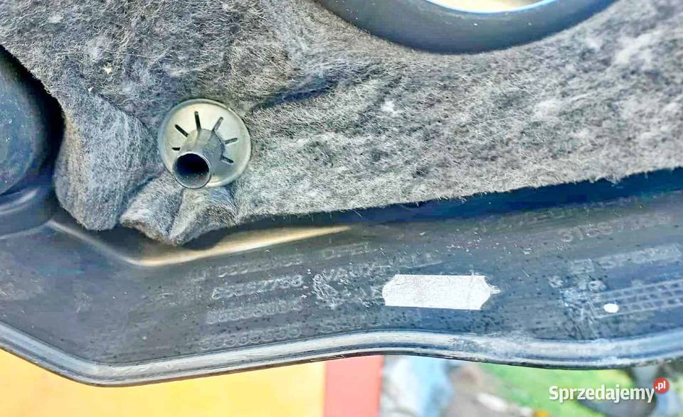 OPEL INSIGNIA 20 TURBO GÓRNA OSŁONA SILNIKA Radom