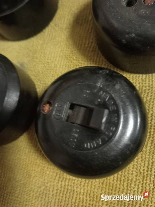 Stare włączniki światła