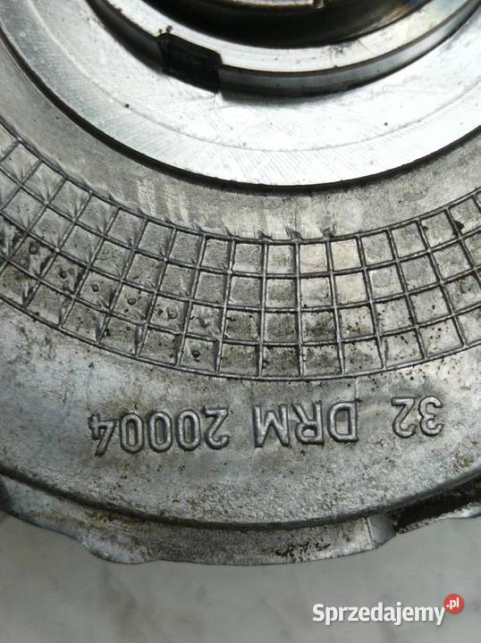 POMPA VACUM LUK 19 TDI VW Volkswagen Passat VI osobowe