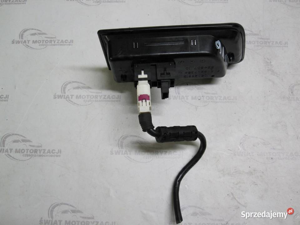 BMW F30 12r gniazdo USB AUX 4207358 105026813