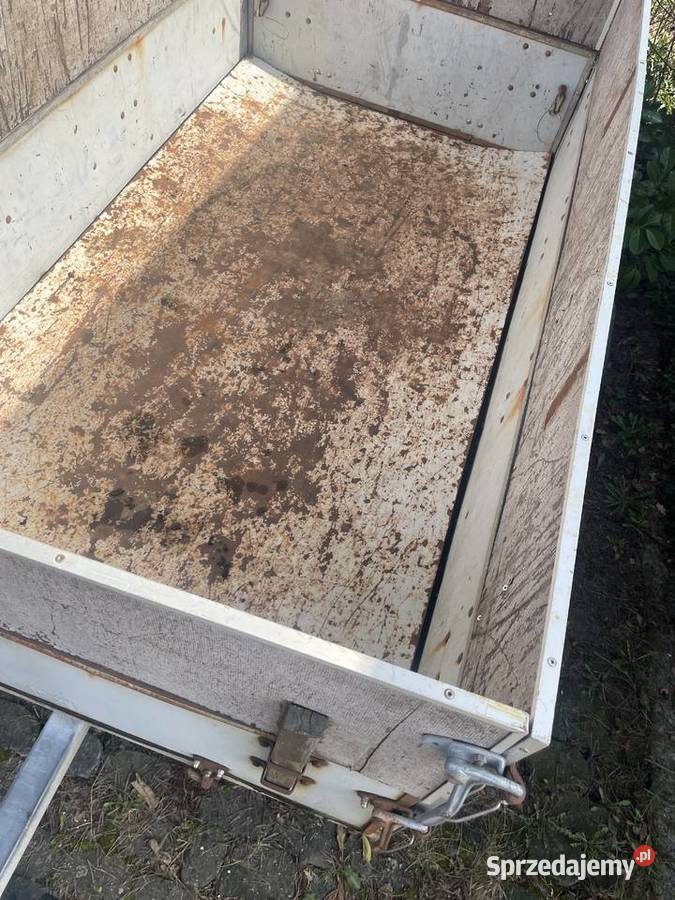 Przyczepka 750 kilo towarowe podlaskie Suwałki sprzedam