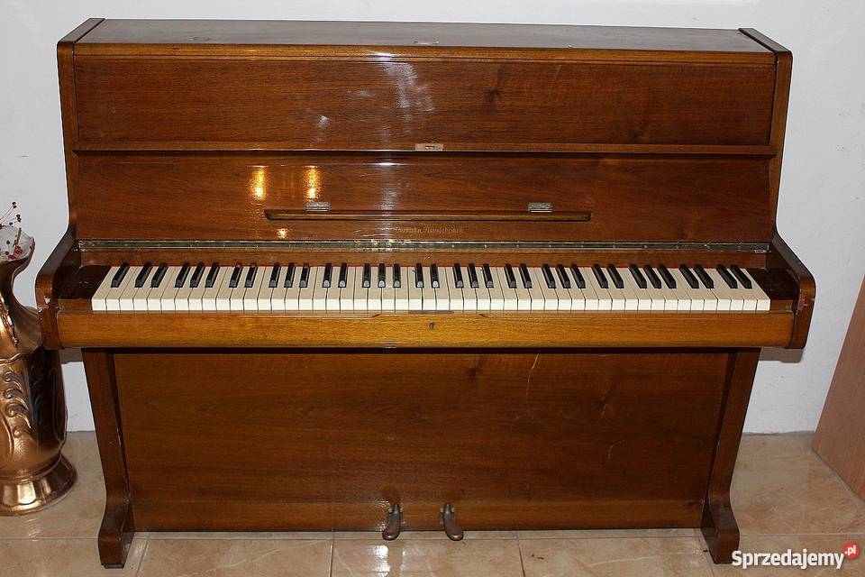 pianino Nordiska Pianofabriken mazowieckie Zwoleń