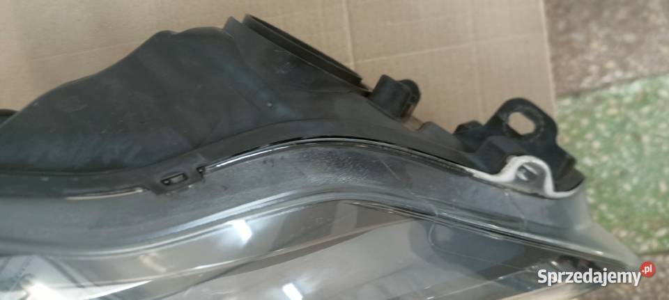 Lampa prawy przód Ford Focus MK3 Kielce