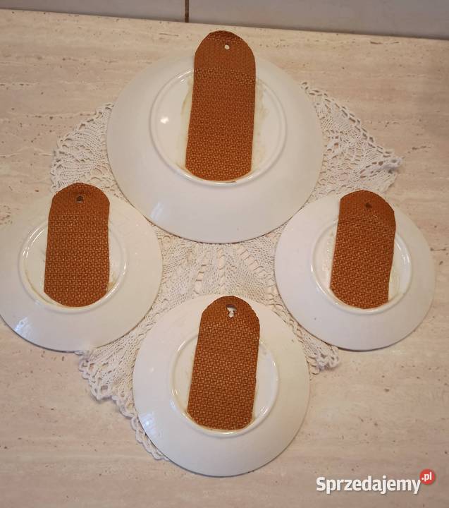Talerze Fajans Włocławek kpl 4 sztuki Porcelana i szkło
