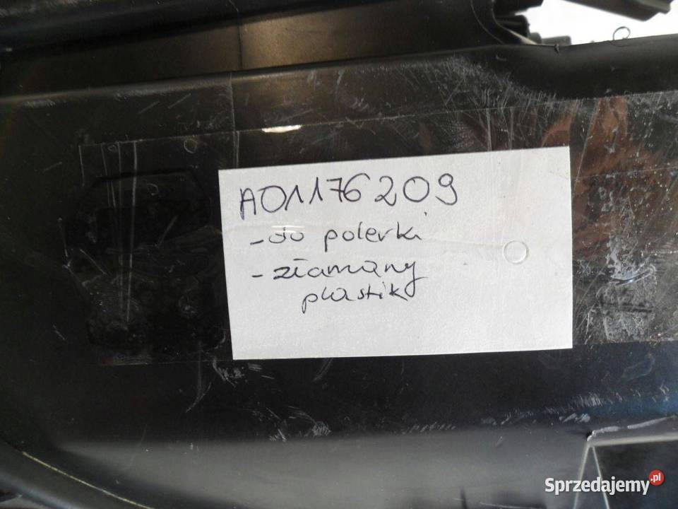 Reflektor Przód strona prawa Toyota Yaris osobowe Nowy Tomyśl