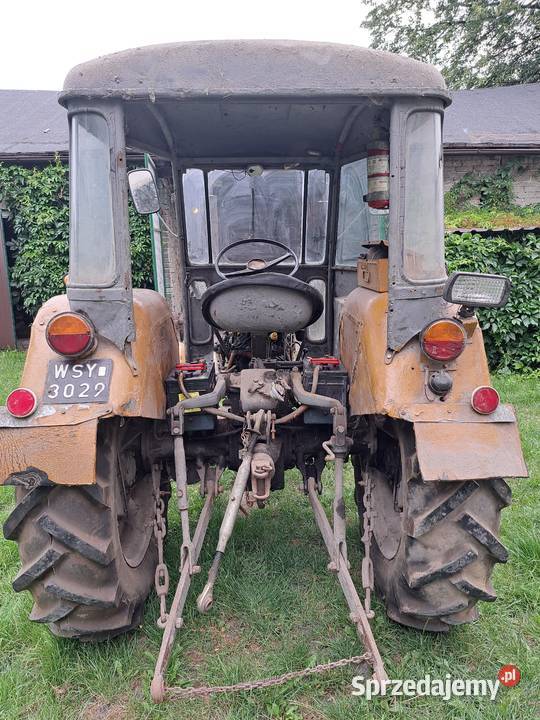 Ciągnik Ursus C328 z silnikiem C330 Bramki