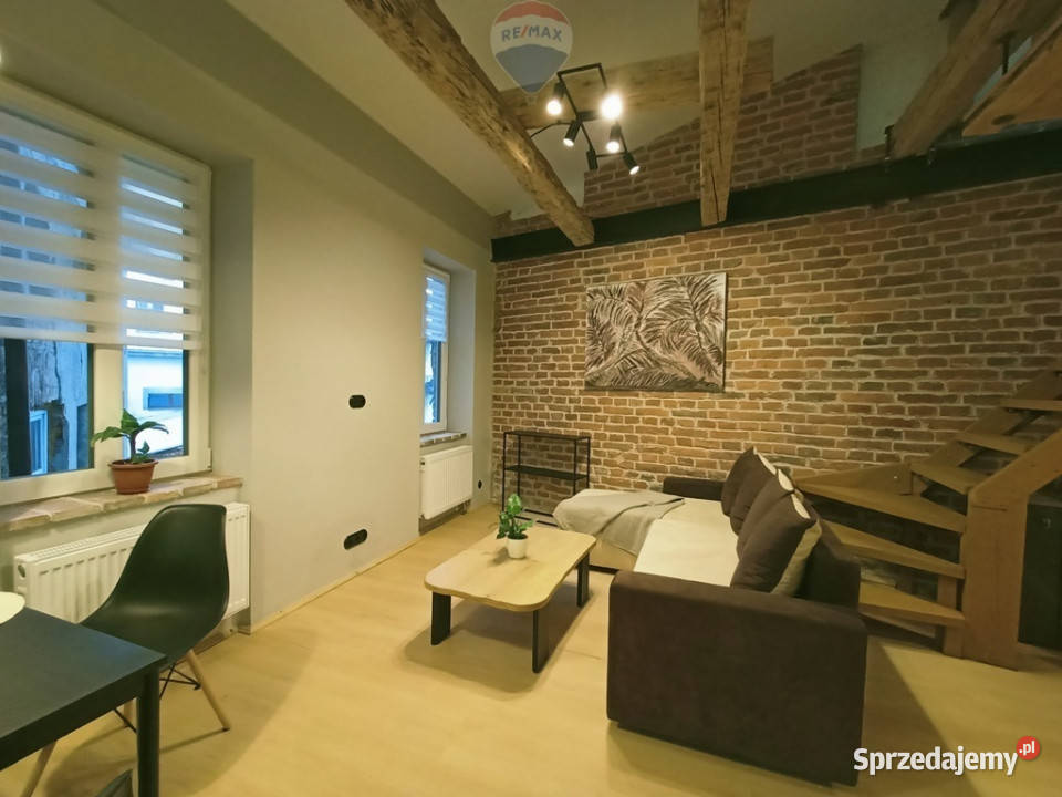 Dwupoziomowe Studio w Sercu BielskaBiałej Nieruchomości Bielsko-Biała