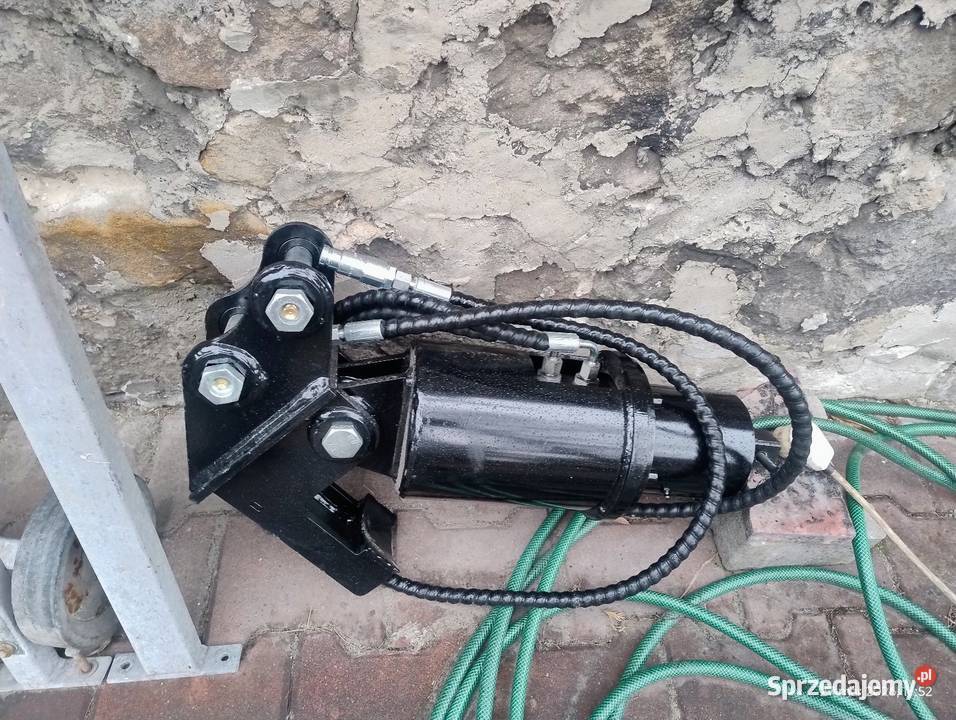 Wynajem minikoparki łyżka skarpowa hydrauliczna Mikołów