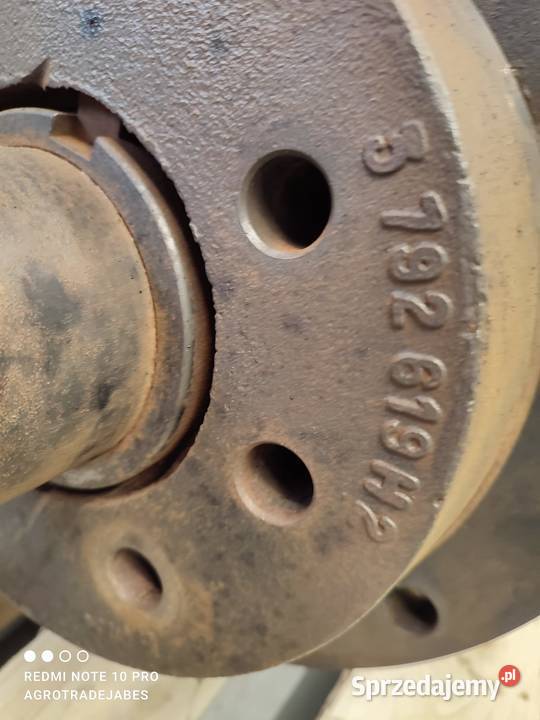 Piasta 3792619H2 półoś tył MASSEY FERGUSON 8250 Wilkowo