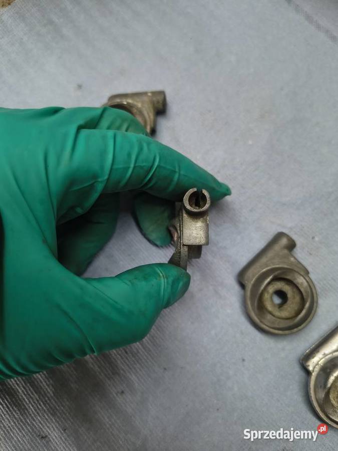 Podstawy dźwigni sania WSK SHL Junak Rzeszów