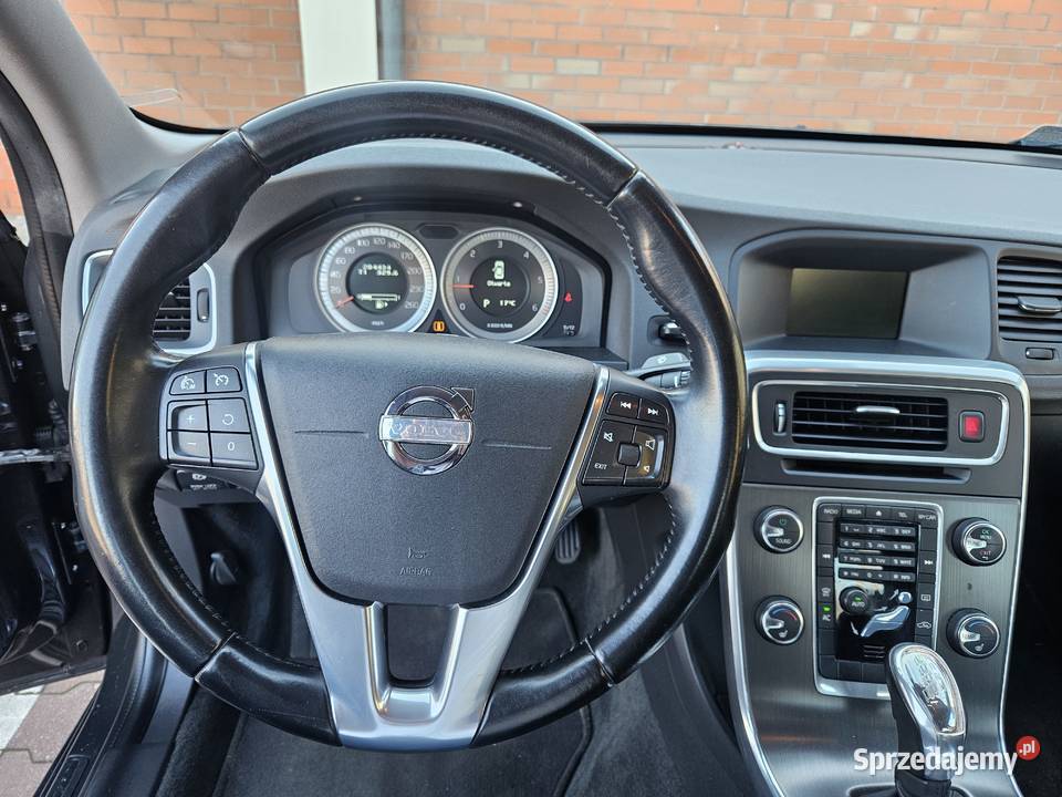 Volvo S60 Volvo S60 II D4 163 krajowy 2 komplety