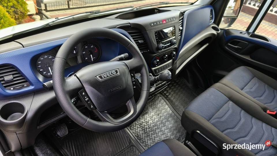 Iveco Daily 3516 Blaszak L3 H2 z Niemiec VAT 23 gniazdo USB