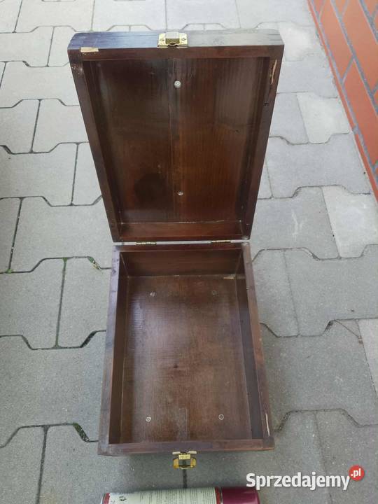 Drewniana skrzynka na akcesoria obuwnicze Legnica