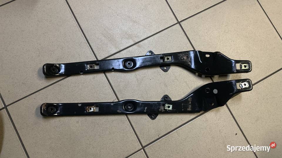 Stelaż podest set lewy prawy Piaggio MP3 125 Brzeszcze