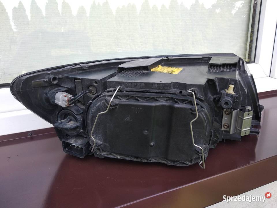 Volvo V50 I S40 II lampa przednia lewa reflektor Lampy przednie łódzkie Sieradz sprzedam