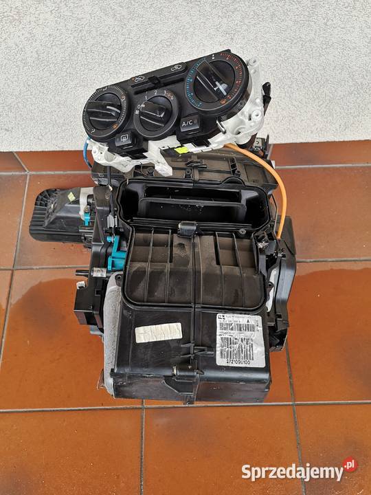 Nagrzewnica komplet Nissan Note E11 16 110 osobowe Nowe Skalmierzyce