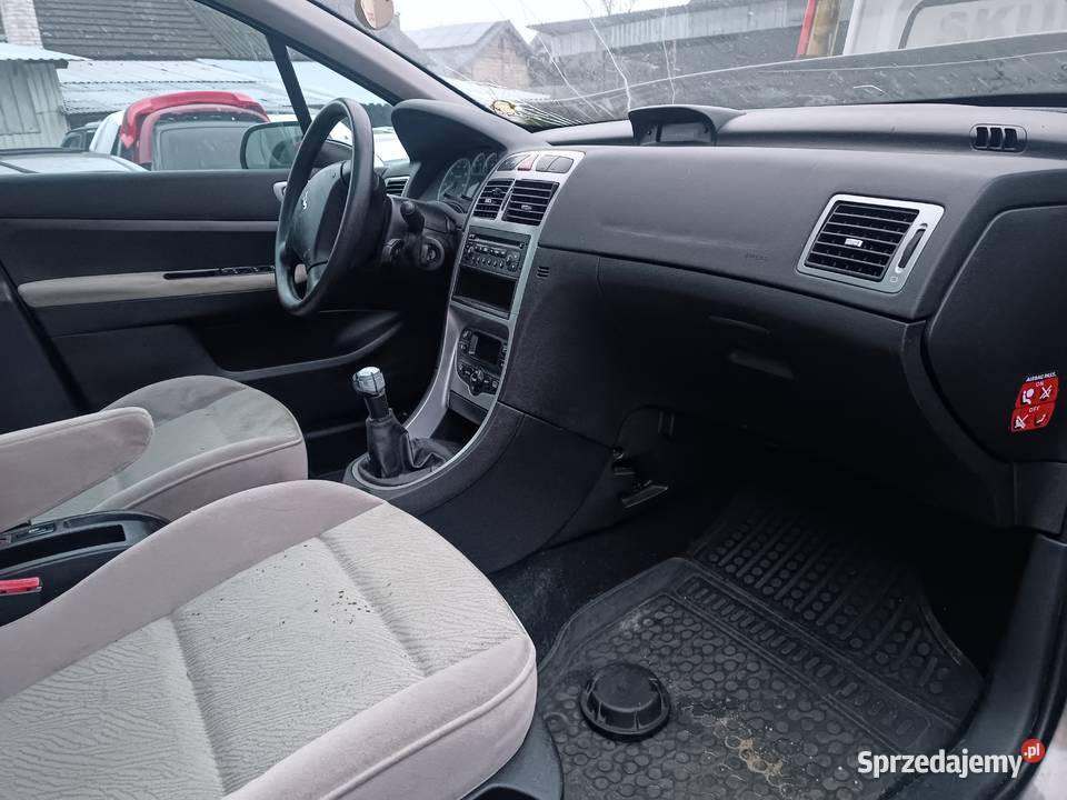 Peugeot 307 16 w całości na graty uszkodzony Osieck