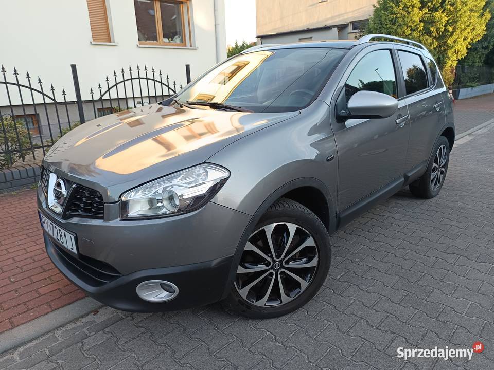 Nissan Qashqai Niski przebieg Zadbany Salon Rok produkcji 2012 Samochody osobowe Poznań